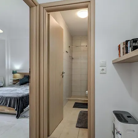 Apartment Niohori Little House